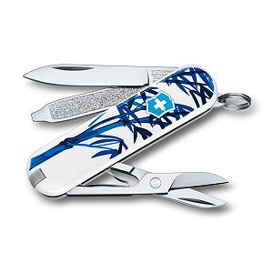 Мультитулы Victorinox Сlassic "The Giant Panda" (0.6223.L1708) - Фото 1